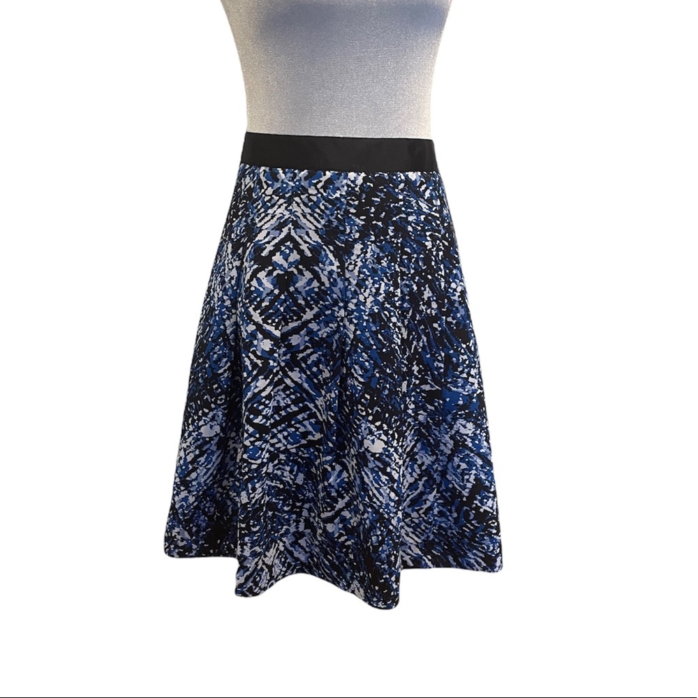 Cleo Petite Aline blue & black abstract print fully lined side zip skirt size 8